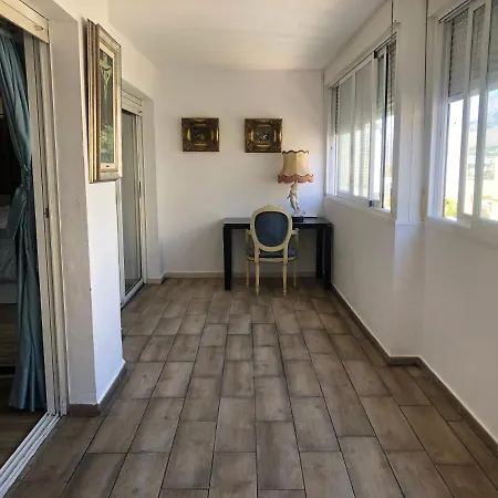 Holiday Chalet Benidorm Бенидорм