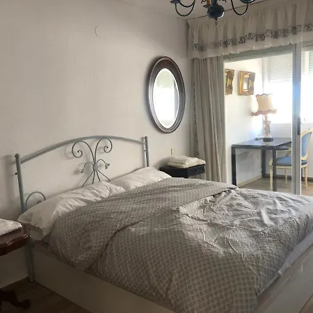 Holiday Chalet Benidorm Дом отдыха