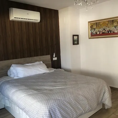Holiday Chalet Benidorm Дом отдыха Бенидорм