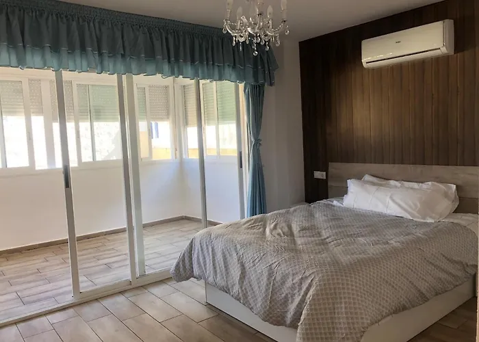 Сasa de vacaciones Holiday Chalet Benidorm Benidorm