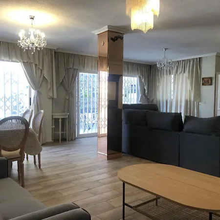 Holiday Chalet Benidorm 베니돔